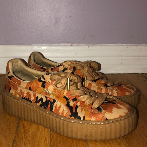 Shoes - Rhianna Fenti Puma Sneakers!